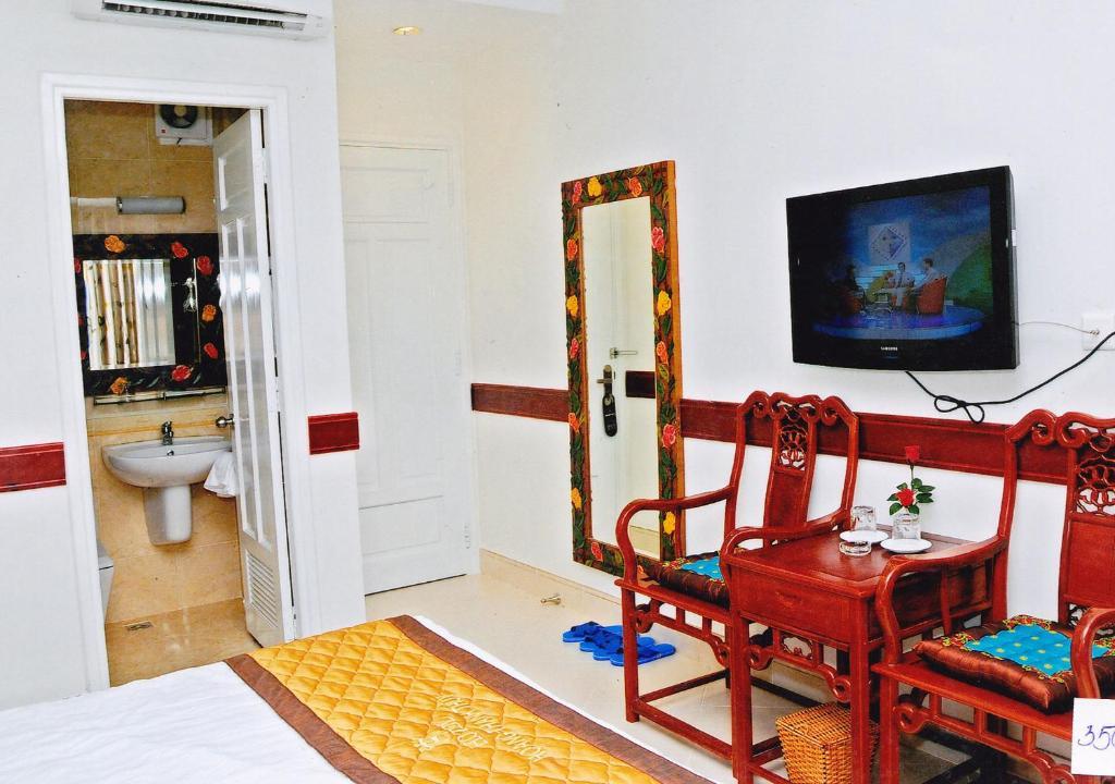 Hoang Thanh Thuy Airport Hotel 1 - Gan Am Thuc Dem Cho Hoang Hoa Tham Ho-Chi-Minh-Stadt Zimmer foto