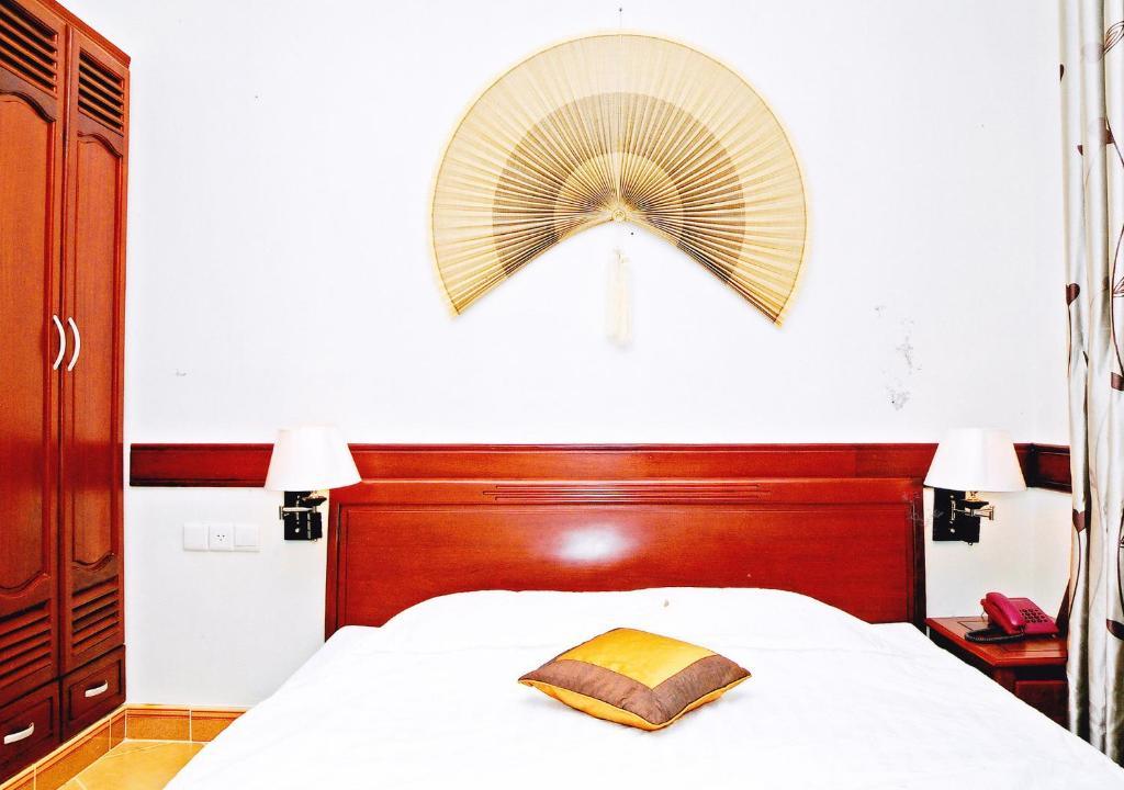 Hoang Thanh Thuy Airport Hotel 1 - Gan Am Thuc Dem Cho Hoang Hoa Tham Ho-Chi-Minh-Stadt Zimmer foto