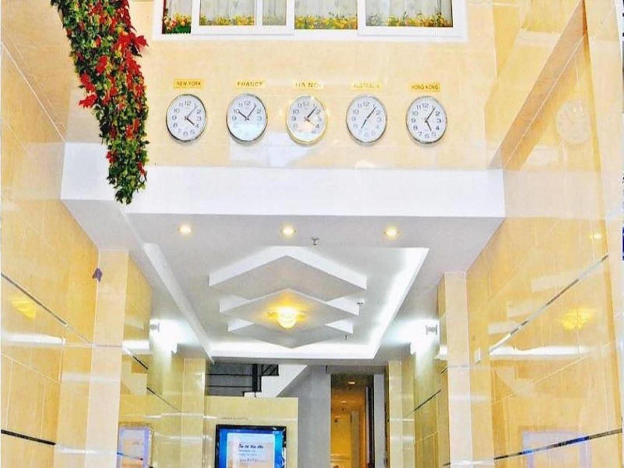 Hoang Thanh Thuy Airport Hotel 1 - Gan Am Thuc Dem Cho Hoang Hoa Tham Ho-Chi-Minh-Stadt Exterior foto